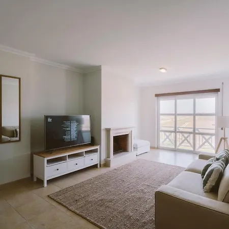 55 - Surfers Paradise Ferrel (Leiria)